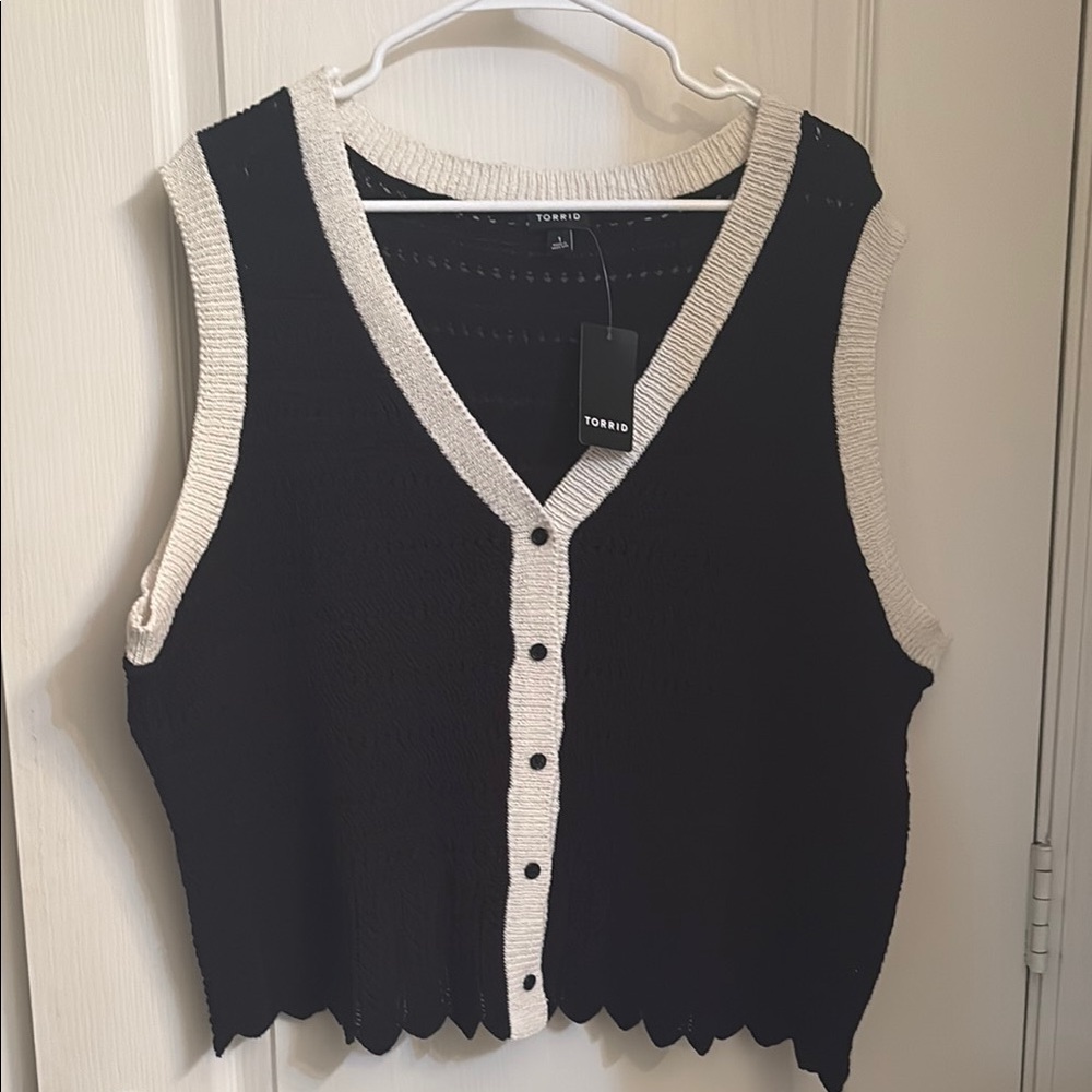 Torrid Black and Cream Knit Vest